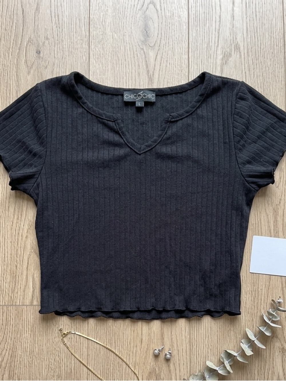 Chic 2 Chic Black Ribbed Short Sleeve Crop Top - size Large teen, tween, juniors